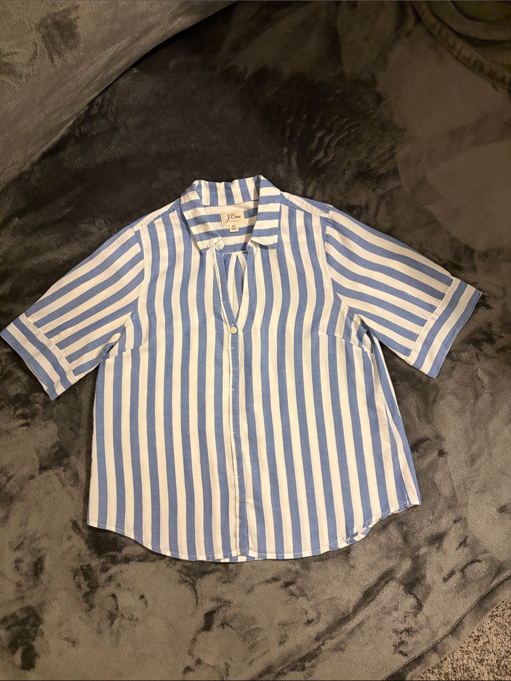 J. Crew Light Blue White Vertical Striped V-Neck Button Short Sleeve Top XS